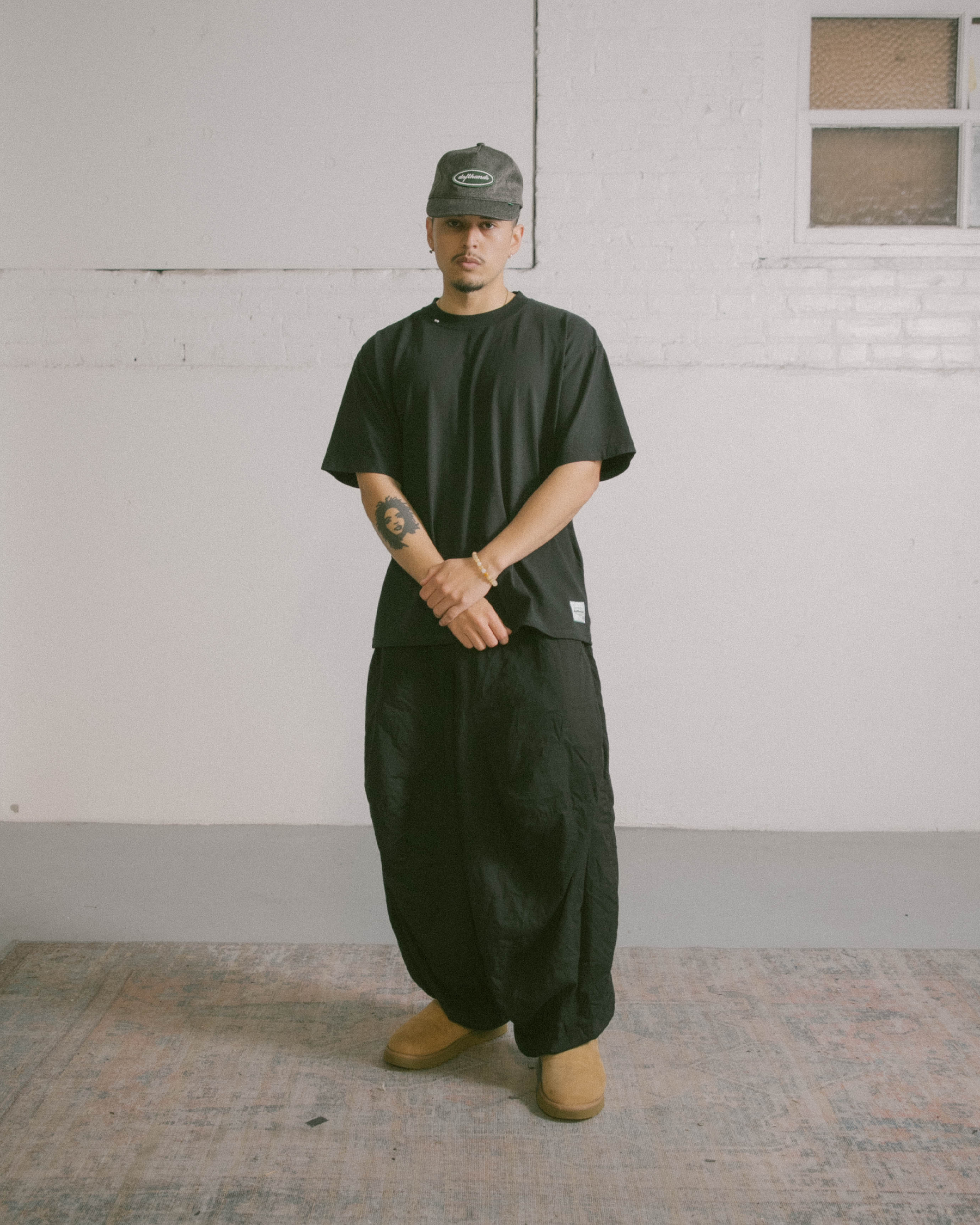 Dahn© Tee | Vintage Black